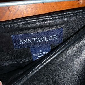 Womens Ann Taylor faux leather skirt